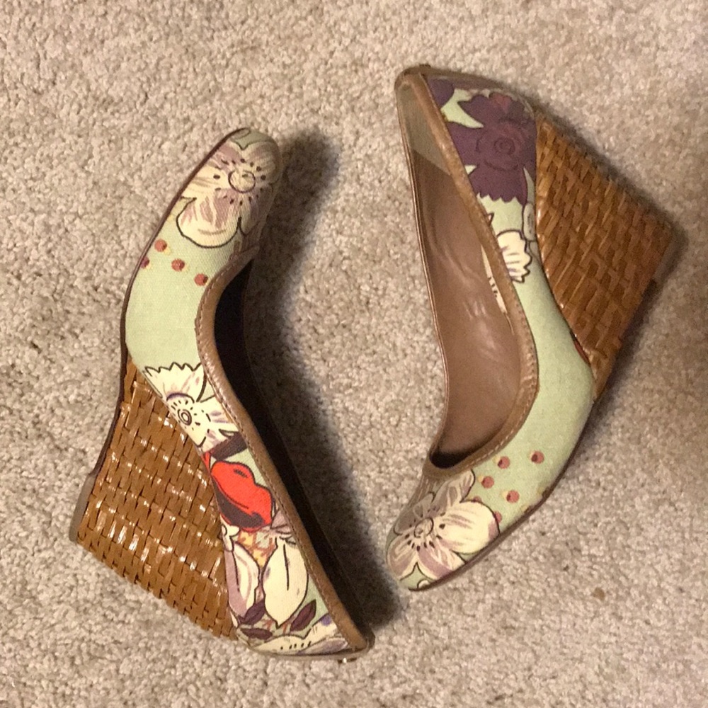 Tory Burch Basket Wedges